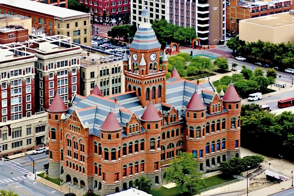 1892 Dallas County Courthouse